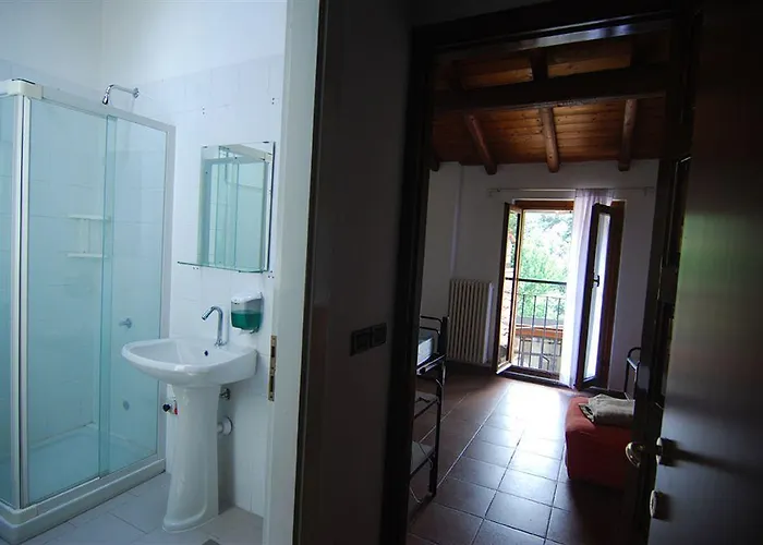 אכסניה Cascina Respau