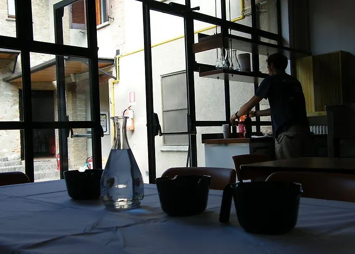 Cascina Respau Хостел Комо