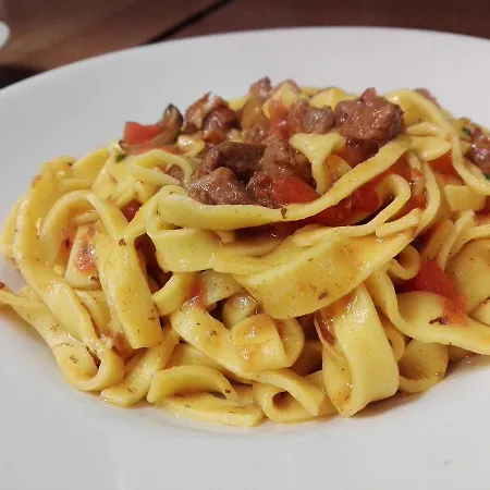 Hostal Cascina Respaù *